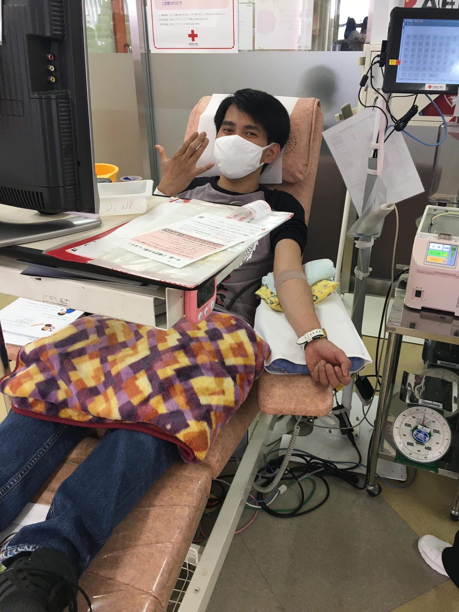 Blood letting Japan Red Cross
